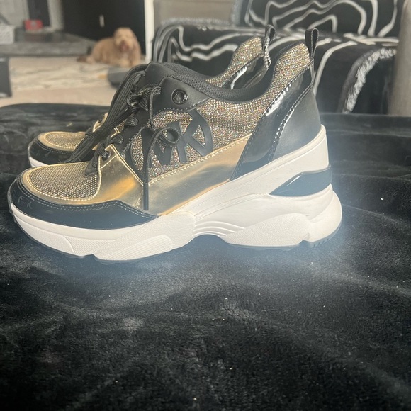 Brand new, new worn. Size 8 1/2 / 8.5 - Picture 1 of 3